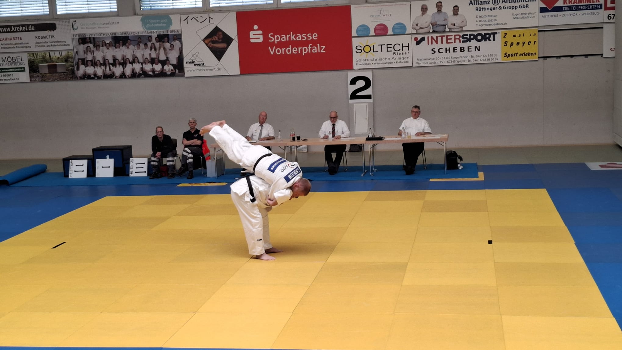 4cd6ab81 e247 4037 9eaf fa2a66910c47